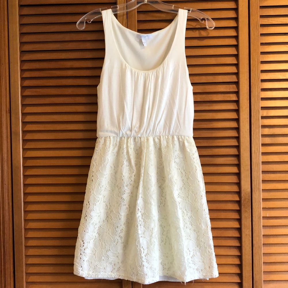 Delia’s sundress